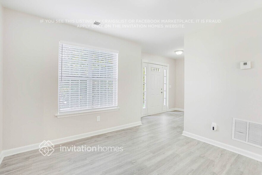 Building Photo - 3863 Creekbank Cove