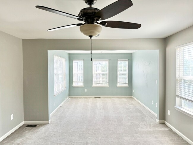 Building Photo - COLONIAL FORGE TOWNHOUSE - STAFFORD (END UNIT)