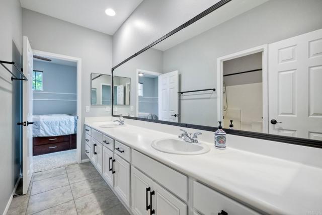 Building Photo - 561 Rush Dr