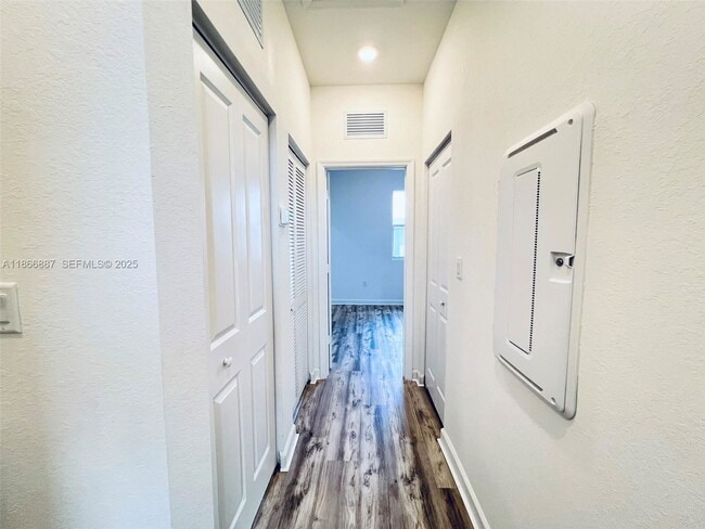 Building Photo - 17955 SW 358th St