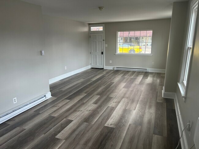 Living Room - 24 N Main St