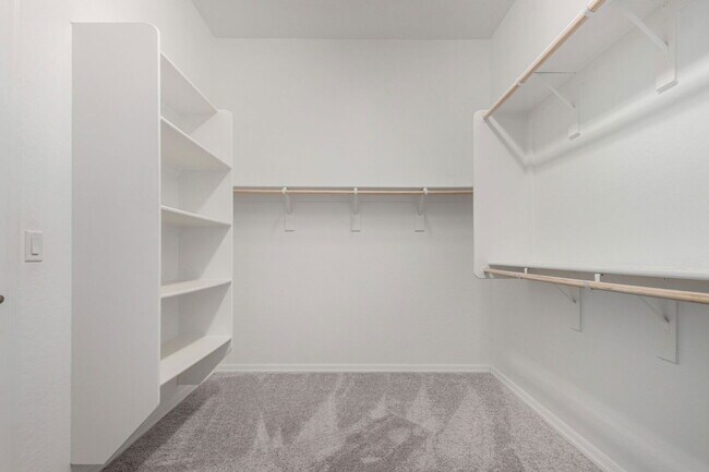 Building Photo - 7747 S 167th Ave