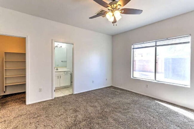 Building Photo - Rancho Sahuarita Home