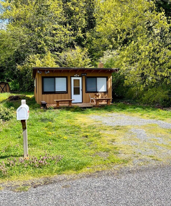 Primary Photo - 1-Bedroom Cabin at Gooseberry Point