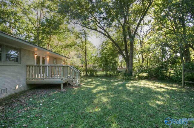 Building Photo - 403 Arthur St NW