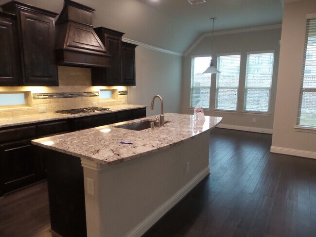 Building Photo - Honey Stop The Car