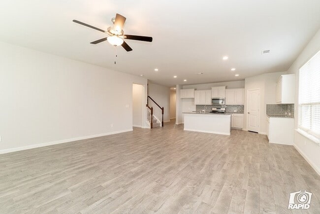 Building Photo - 1714 Pavilion Pkwy