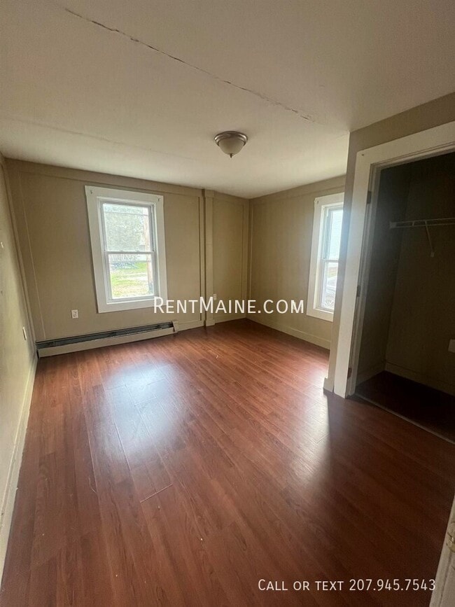 Building Photo - 3 Carey Ln