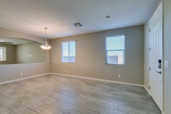 Building Photo - Beautiful Next-Gen Home with Private Entry Suite & Spacious Backyard