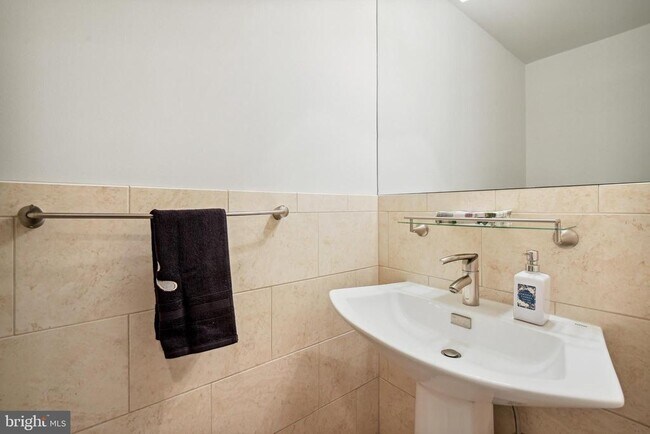 Building Photo - 8316 Rising Ridge Way