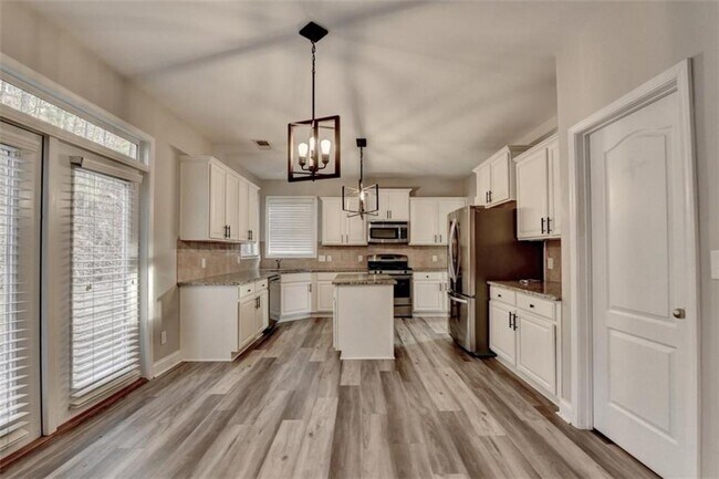 Building Photo - 359 Shiloh Manor Dr