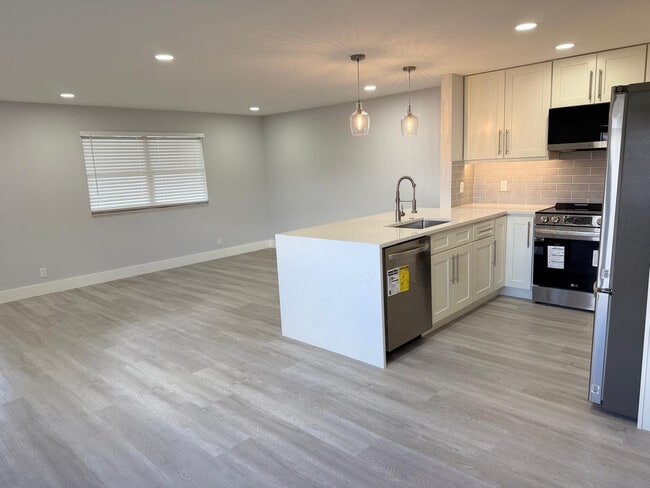 Building Photo - 214 Monaco Blvd