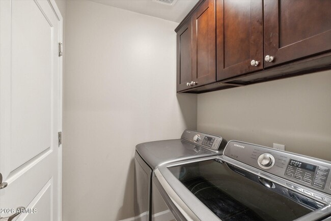 Building Photo - 6824 W Morrow Dr