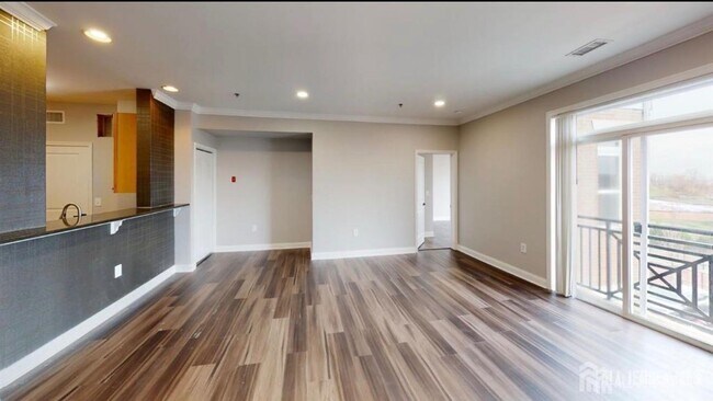 Building Photo - 6301 Fernandez Ct