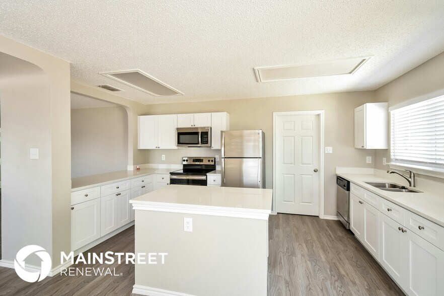 Building Photo - 6503 Beech Trail Dr