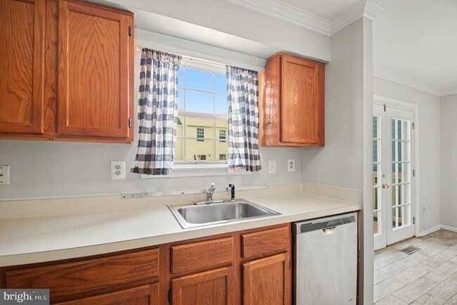 Building Photo - 3648 McDowell Ct