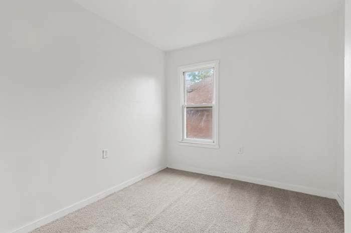 Building Photo - 3012 Lothrop