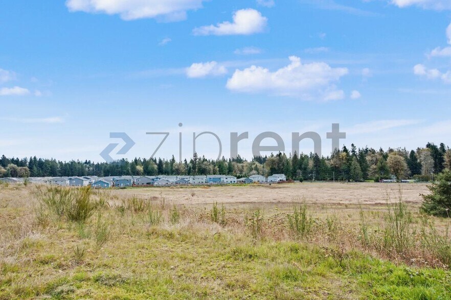 Building Photo - 9168 Candytuft Ln SE