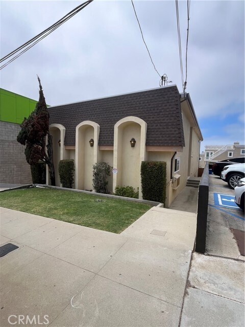 Building Photo - 2121 CA-1