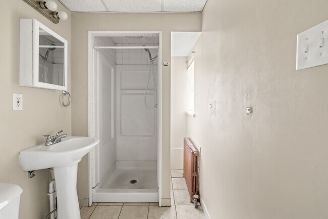 Building Photo - 282 9th St