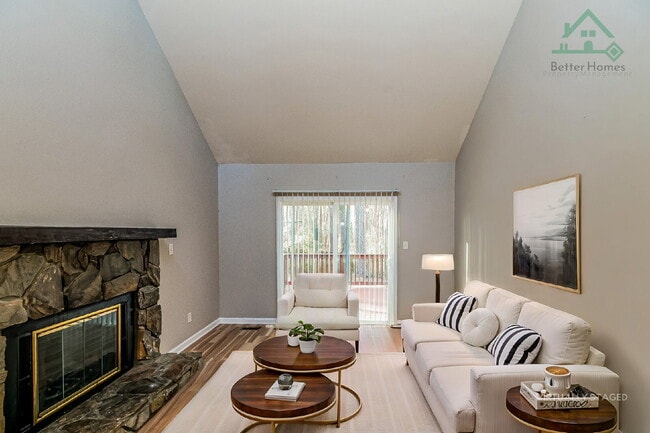 Building Photo - Cozy 2 Bedroom Unit in Raleigh!