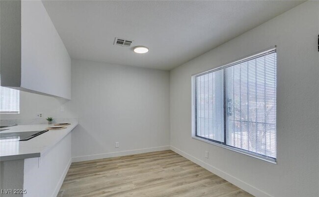 Building Photo - 6932 Kilgore Dr