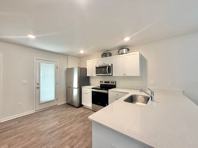 Building Photo - 8621 Brixton Shay Dr
