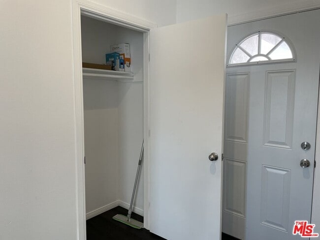 Building Photo - 2877 Gram Dr