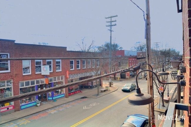 Building Photo - 3205 N Davidson St