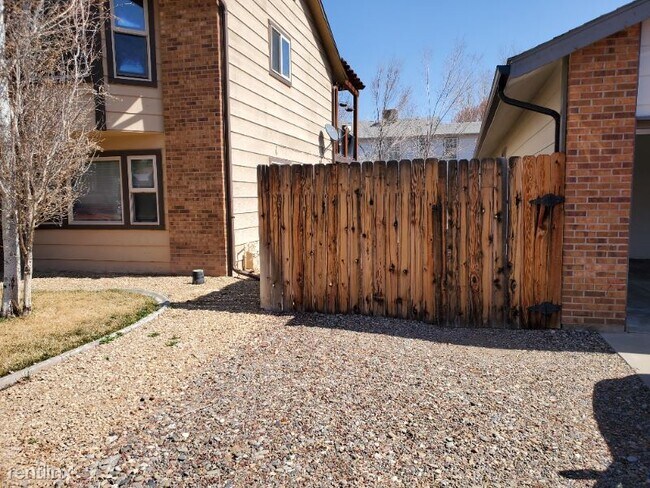 Building Photo - 5 br, 3 bath House - 596 Creekside Ct