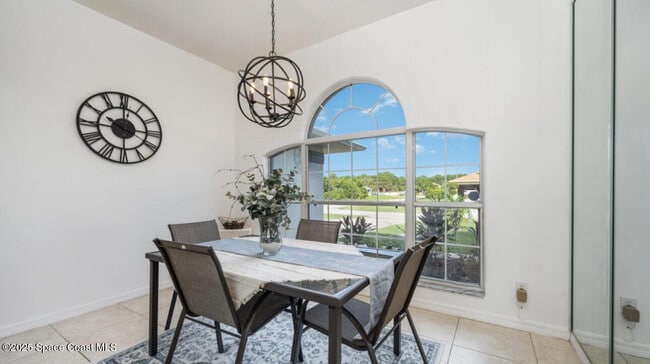 Building Photo - 805 7 Gables Cir SE