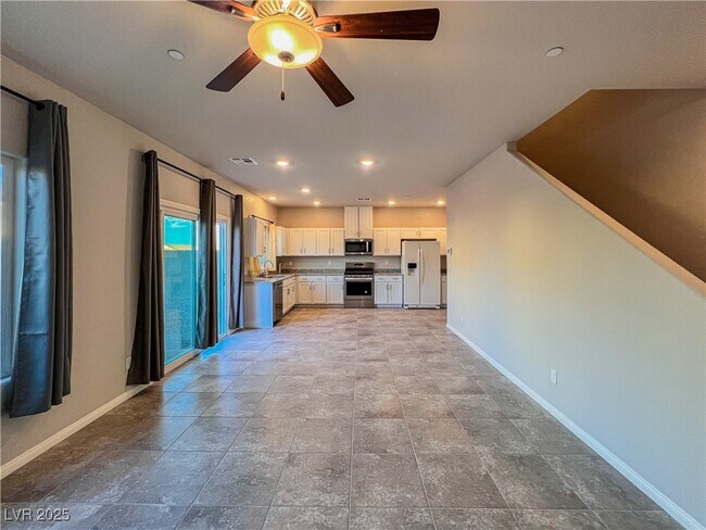 Building Photo - 388 Canyon Mist Ct