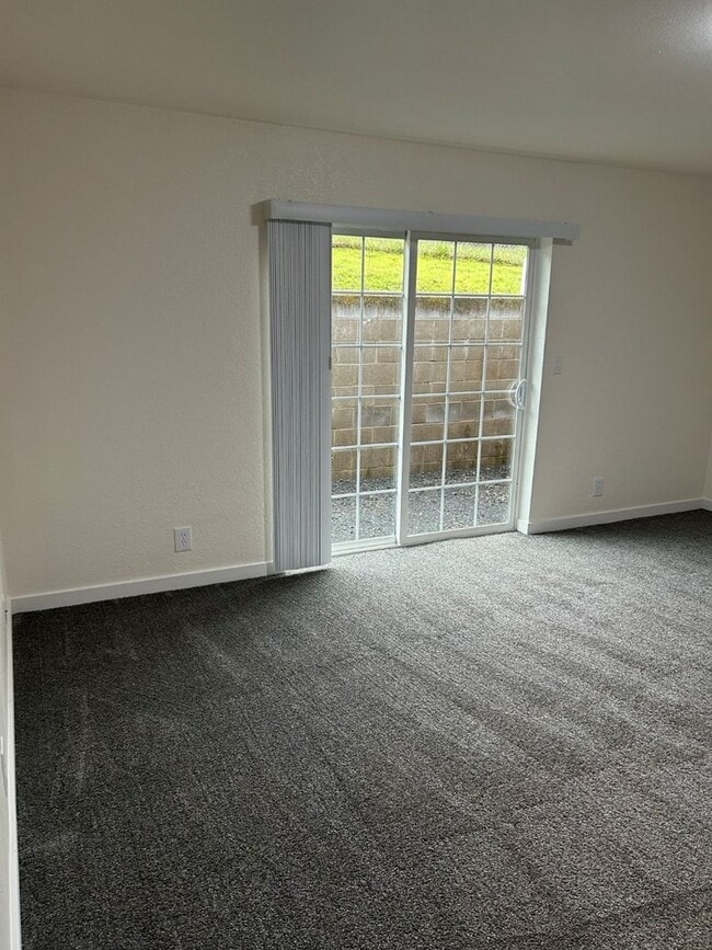 Building Photo - ScreenFirstStrike