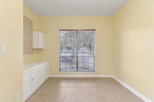 Building Photo - 10108 Channel Island Dr