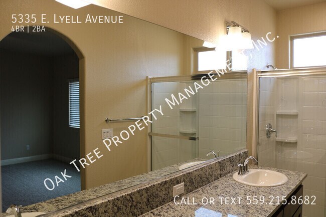 Building Photo - 5335 E Lyell Ave