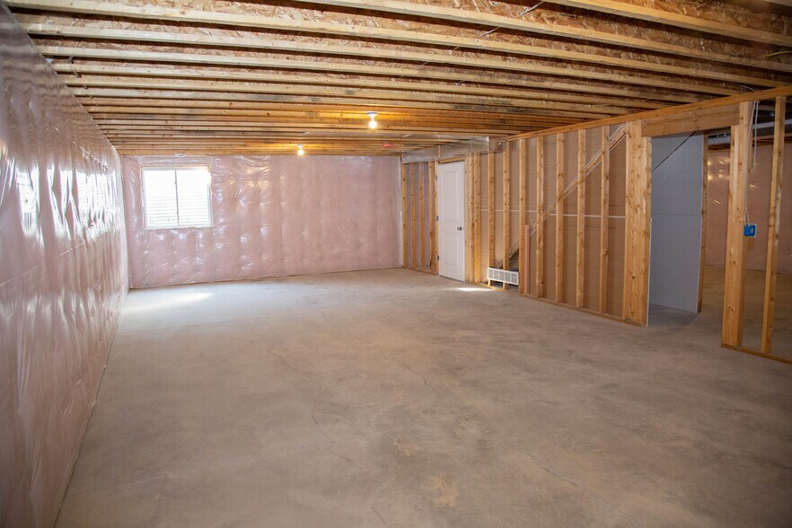 Building Photo - 2163 Black Foot Ln