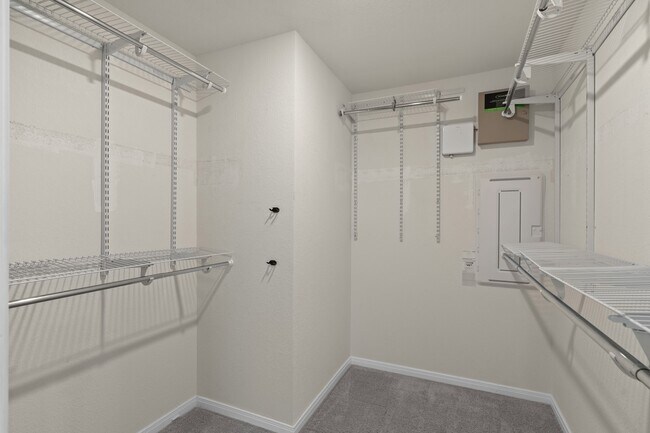 Building Photo - 10433 Russell Pines Dr