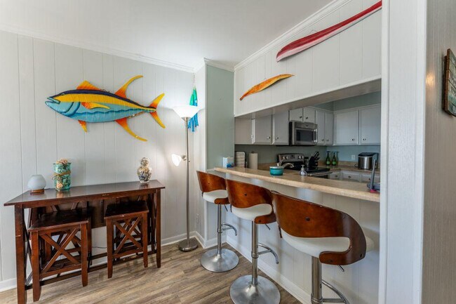 Building Photo - 3901 S Ocean Blvd