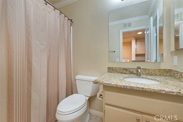 Building Photo - 69 Brighton Pl