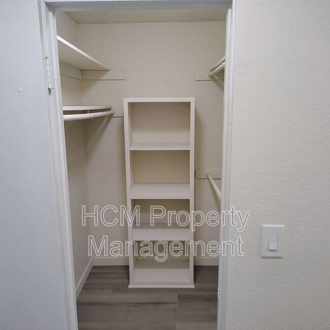 Building Photo - 11434 Calvert St
