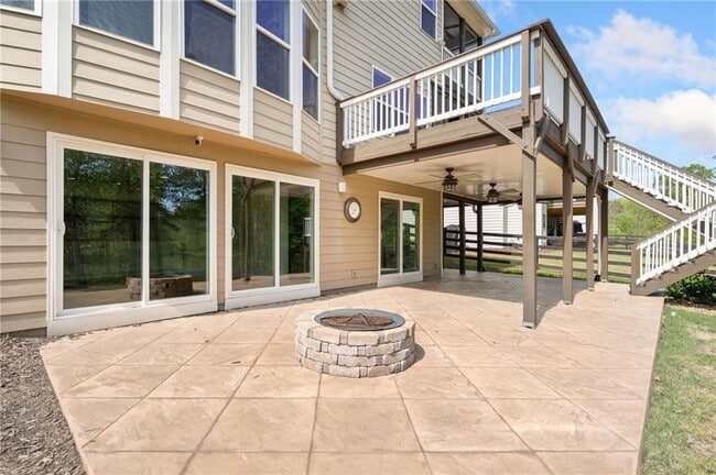 Building Photo - 4180 Woodwind Dr
