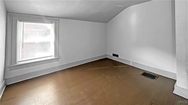 Building Photo - 809 Hamilton St