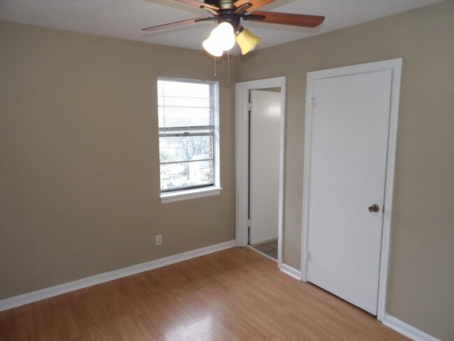 Building Photo - 720 Woodland Ave