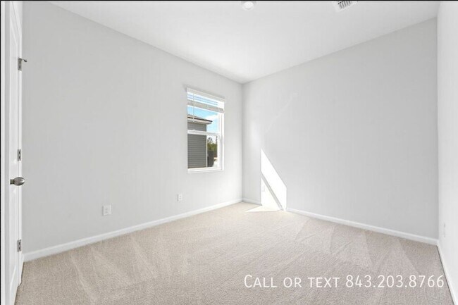 Building Photo - 503 Donnas Vw Wy