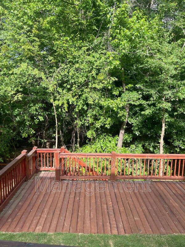 Building Photo - 9843 N Ivy Park Dr