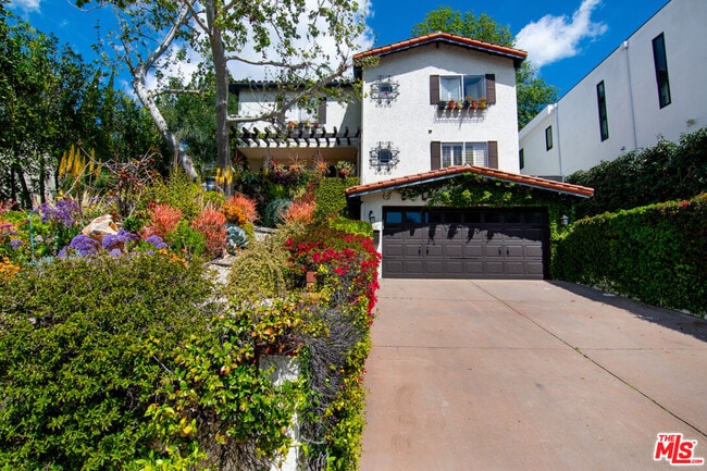 Building Photo - 5176 Don Pio Dr