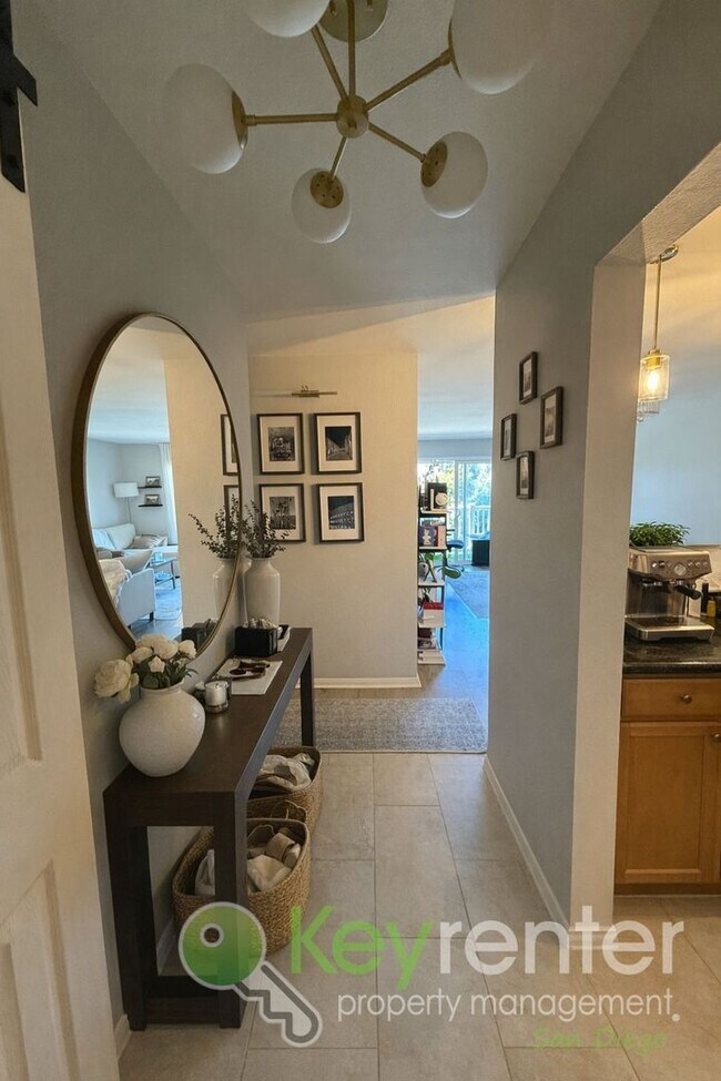 Building Photo - Charming & Remodeled Condo in one of San Diego's most loved neighborhoods