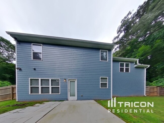 Building Photo - 4110 Tarnwood Pl