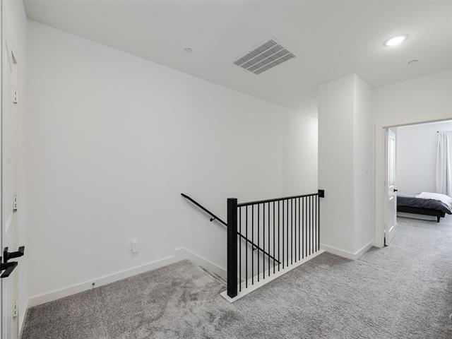 Building Photo - 5912 Ridgeline Dr