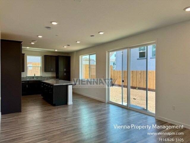 Building Photo - 4696 Snapdragon Wy